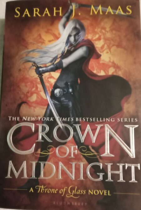 Crown of midnight